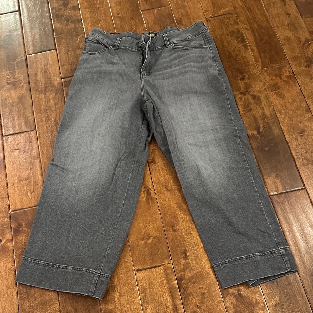 Faded Black Denim Jeans by Lee‎ 18WP